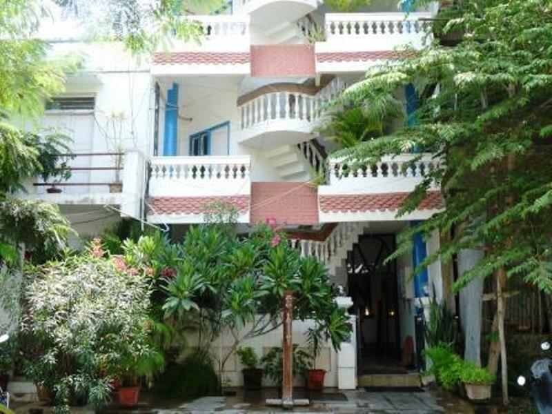 L'Escale Hotel Puducherry Zewnętrze zdjęcie