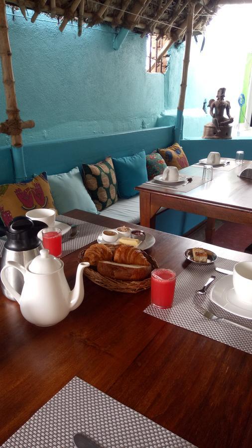 L'Escale Hotel Puducherry Zewnętrze zdjęcie